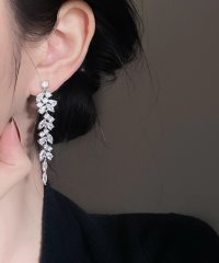 Lace Ladies/レースレディース Lace Ladies リーフ デザイン ビジュー スウィング ピアス/505989438