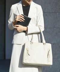 MK MICHEL KLEIN BAG/【2WAY】サイドファスナーエレガントスクエアバッグ/505994807