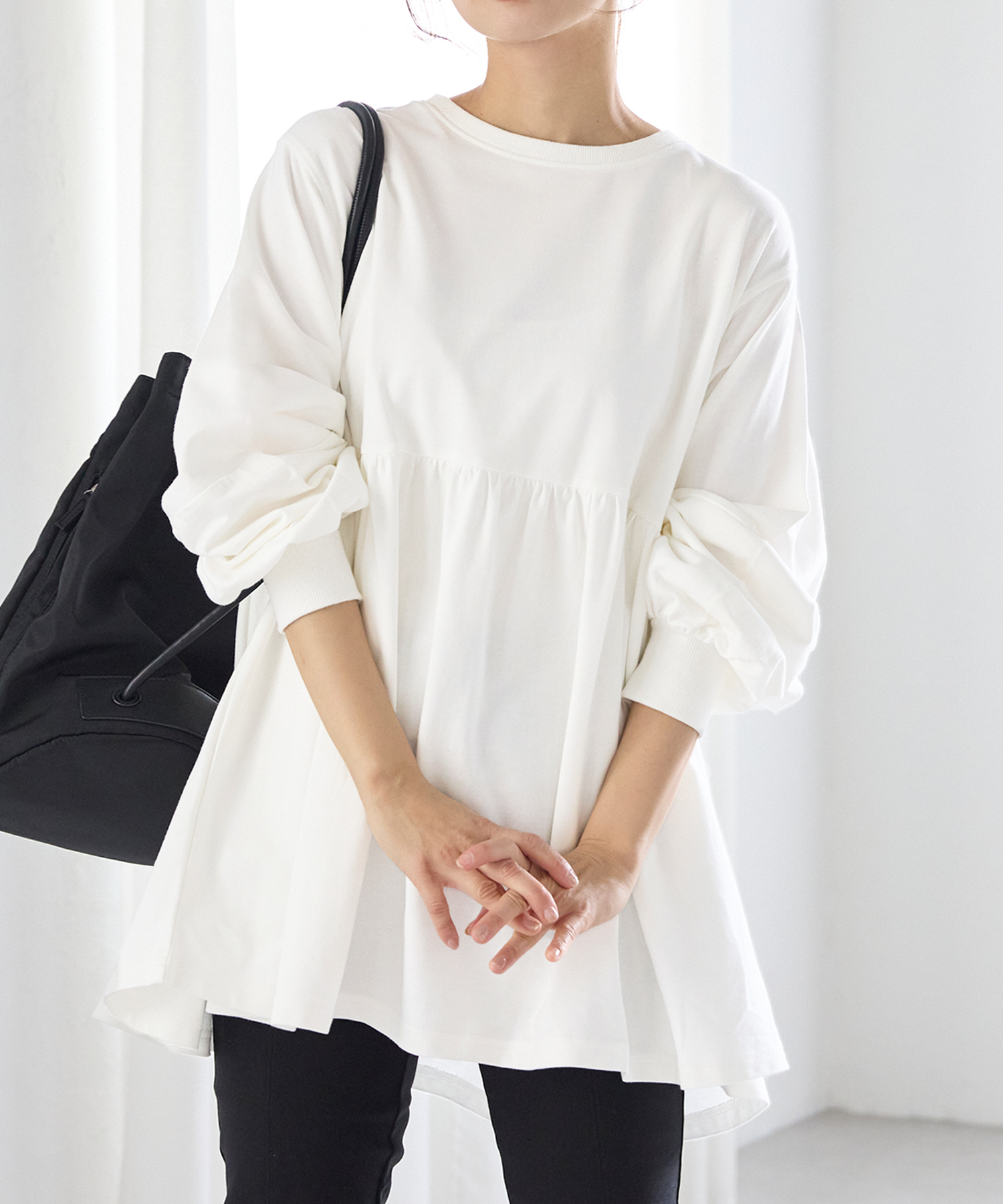 コカ coca ミニ裏毛ボリューム袖トップス （White