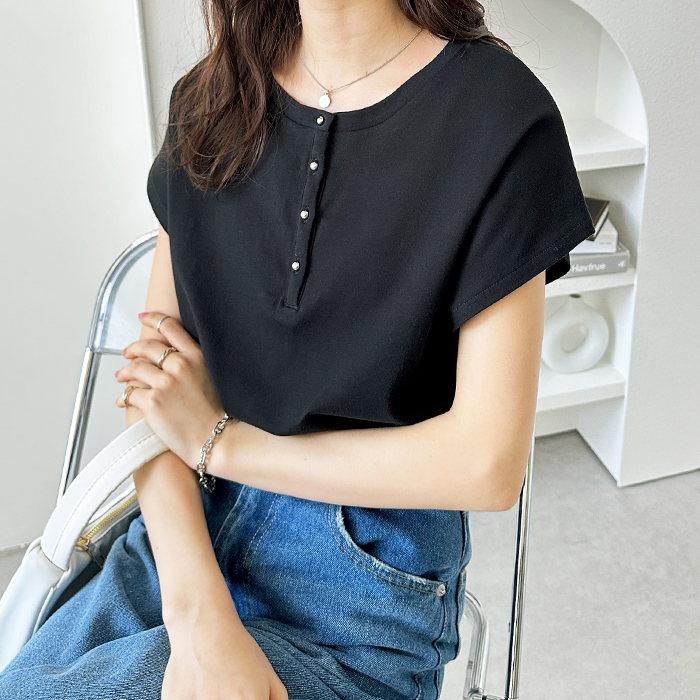 セール】カットワーク刺繍デザインTシャツ /洗濯機で洗える