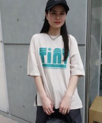 LOWYBYCORNERS/TinyプリントTシャツ/506002344