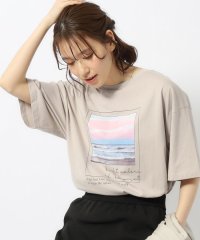 SHOO・LA・RUE/【洗える/プチプラ/綿100％】グラフィック半袖ゆるTシャツ/506003397