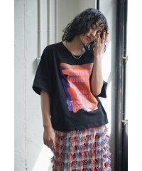ROSE BUD/ジャーニーグラフィックTシャツ/506005125