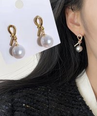 shoppinggo/ピアス パール 揺れる モチーフピアス 大ぶり アクセサリー プレゼント 上品/506009108