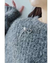 niana/niana ニアナ シンプルラインパールブローチ レディース ビジュー コサージュ ピンバッチ 小さめ シンプル 上品 結婚式 アクセサリー ジュエリー ゴール/506013767