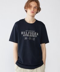 TOMMY HILFIGER/ヒルフィガースタックロゴTシャツ/506005469