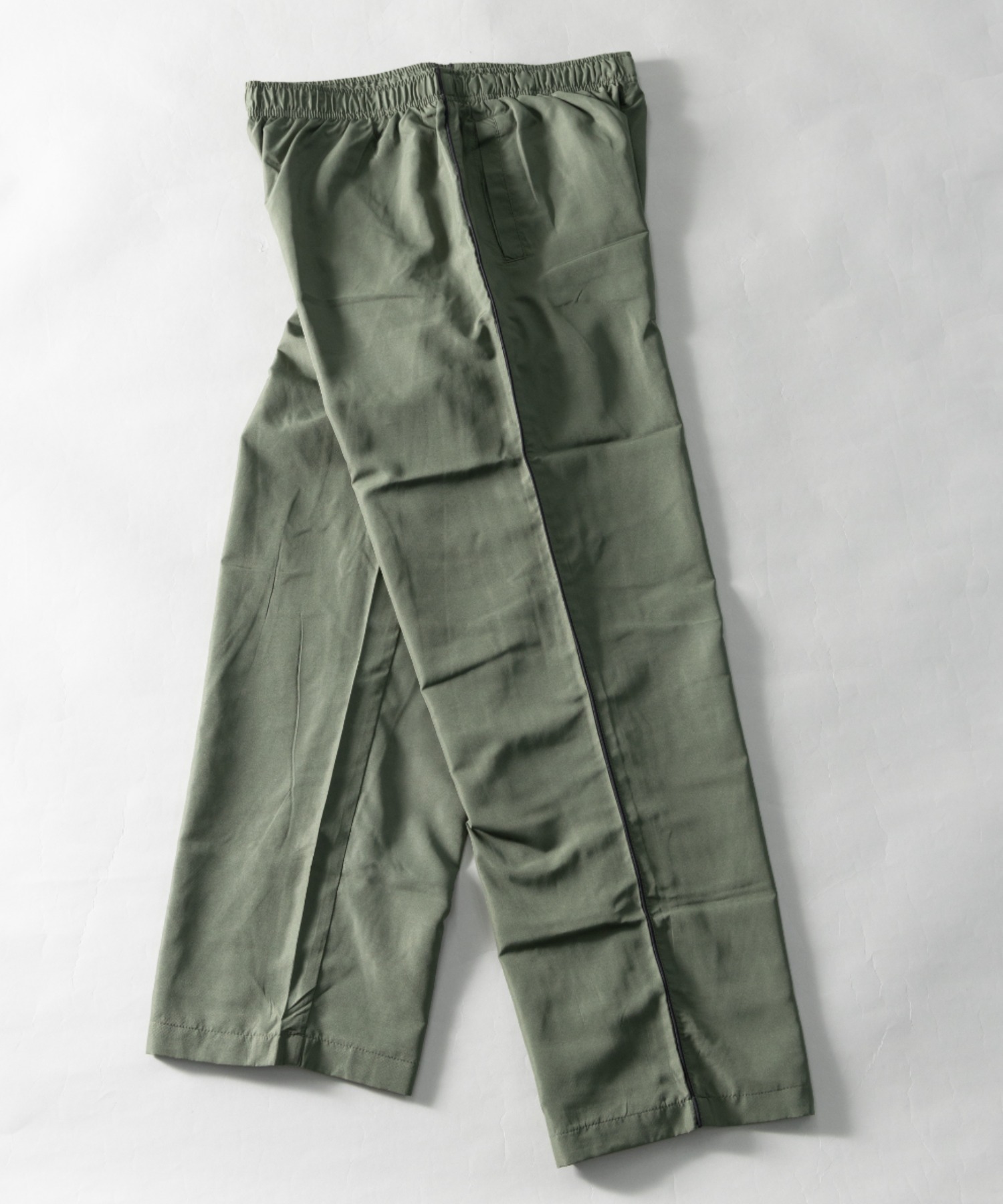 数々のアワードを受賞】 リメイク シャカシャカラインパンツ 数々のアワードを受賞】 リメイク シャカシャカラインパンツ