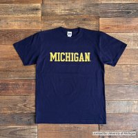 BACKYARD FAMILY/Michigan SHORT SLEEVE T－SHIRT/506017580