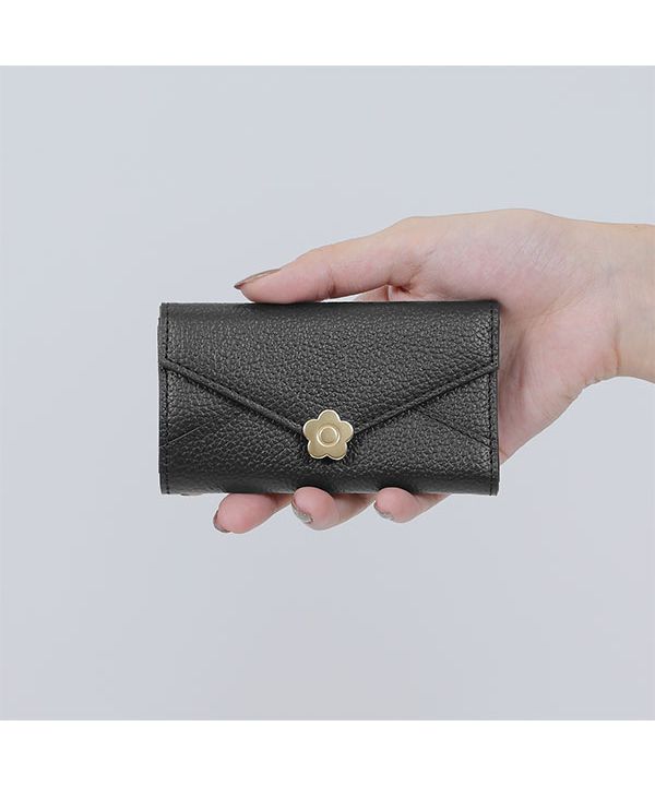 MARY QUANT キーケース 三つ折り デイジー ギフトにもおすすめ◎ MARY QUANT キーケース 三つ折り デイジー ギフトにもおすすめ