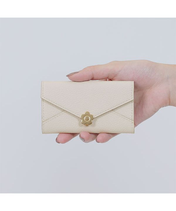 新品未使用　MARY QUANT マリークワント　キーケース　デイジー　ベージュ MARY QUANT マリークワント マリクワ キーケース ギフト