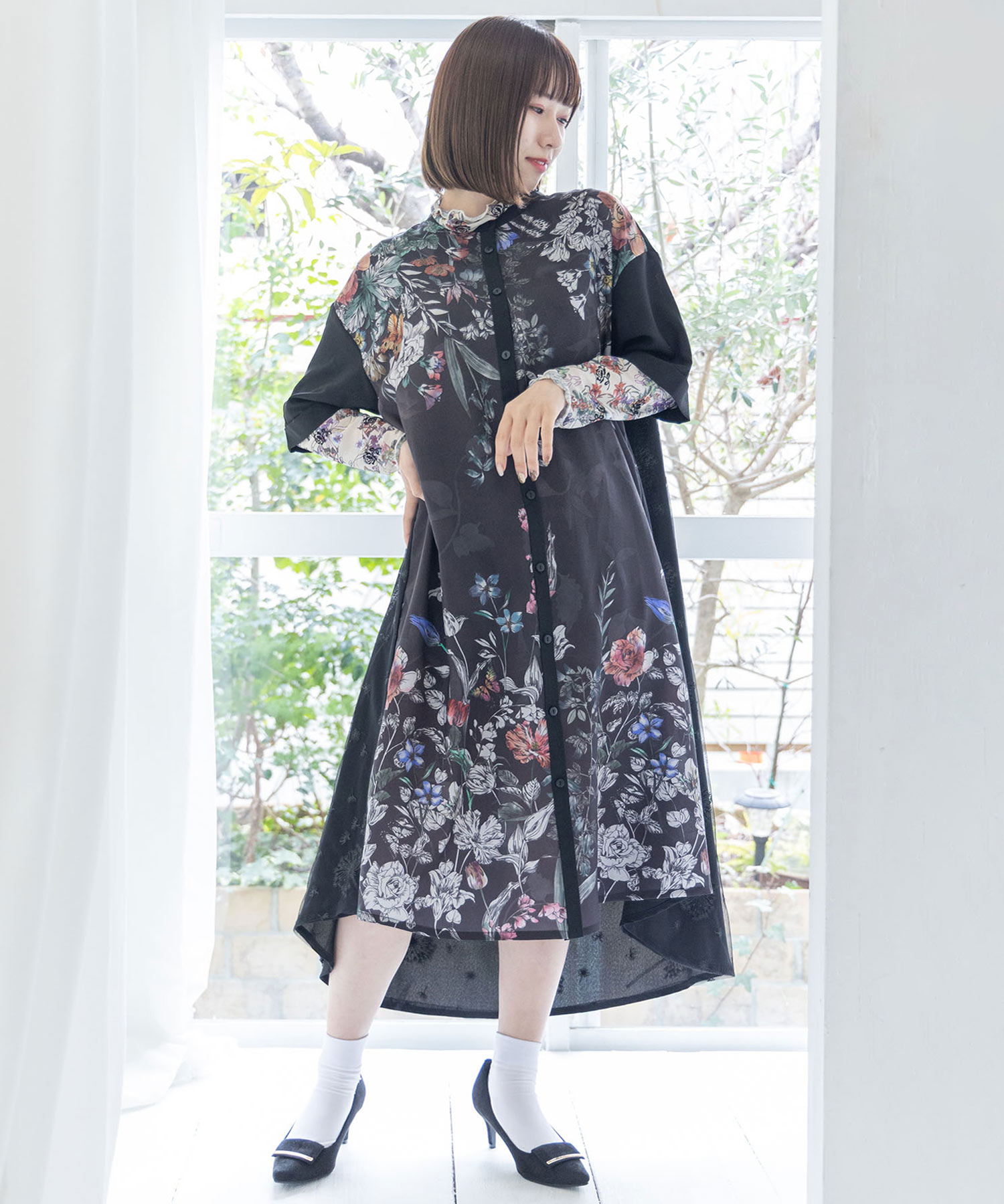 ボンポワン☆さくらんぼ柄シャツ、赤スカート☆size10