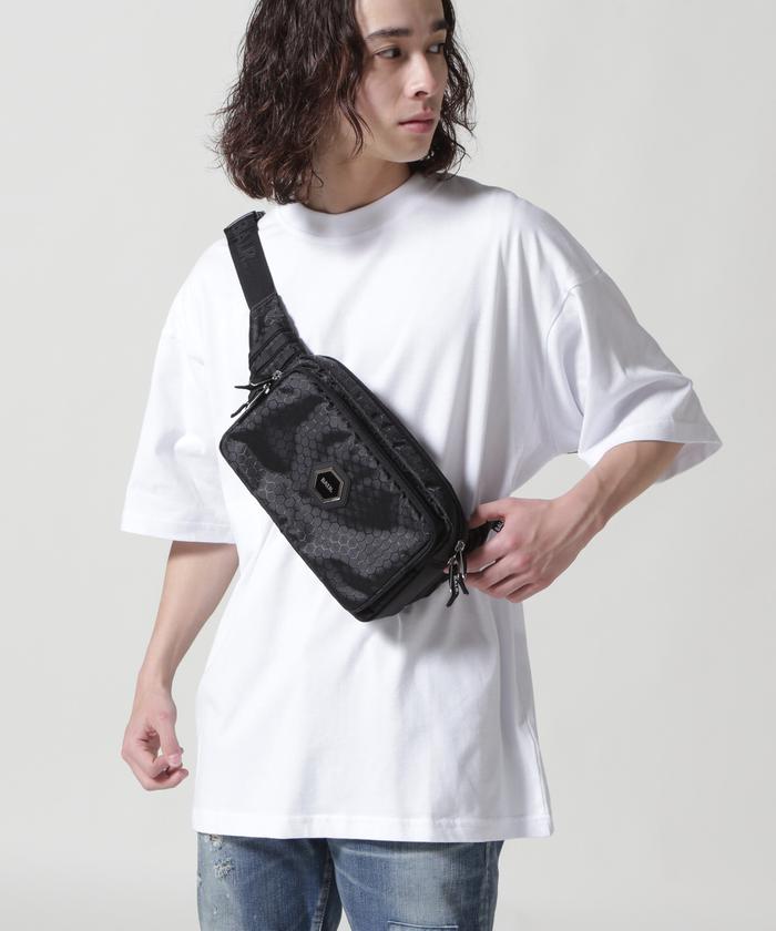 バッグ・カバンその他 BALR FW24 HEXLINE BADGE WAIST PACK (B62201024 102) BALR FW24 HEXLINE BADGE WAIST PACK (B62201024 102) (BALR