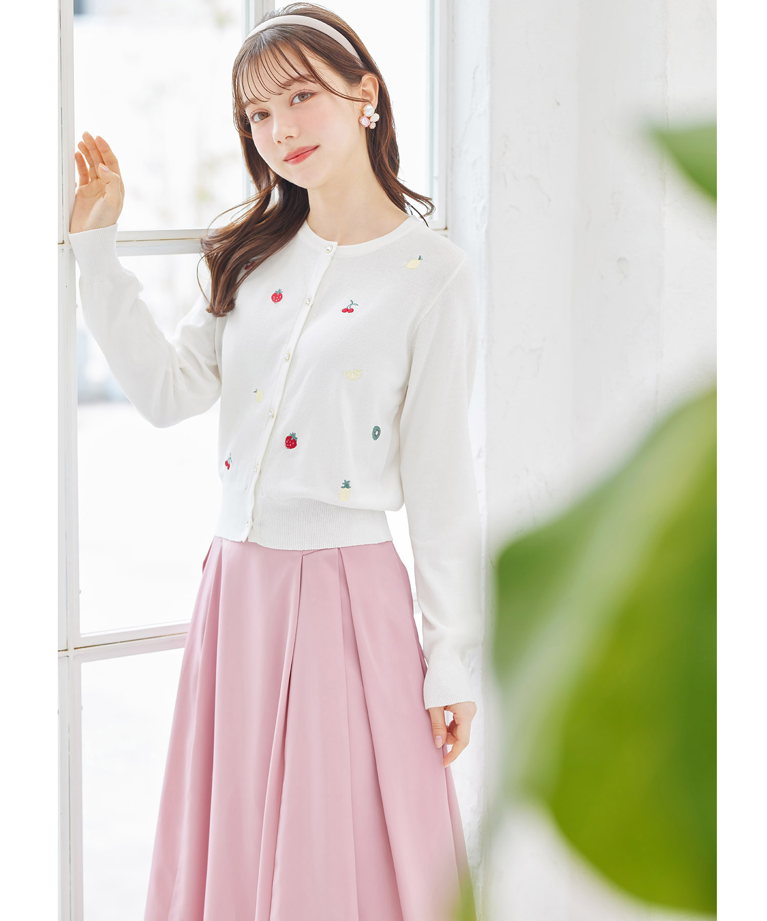 UVカット加工フルーツ刺繍入りカーディガン(506033594