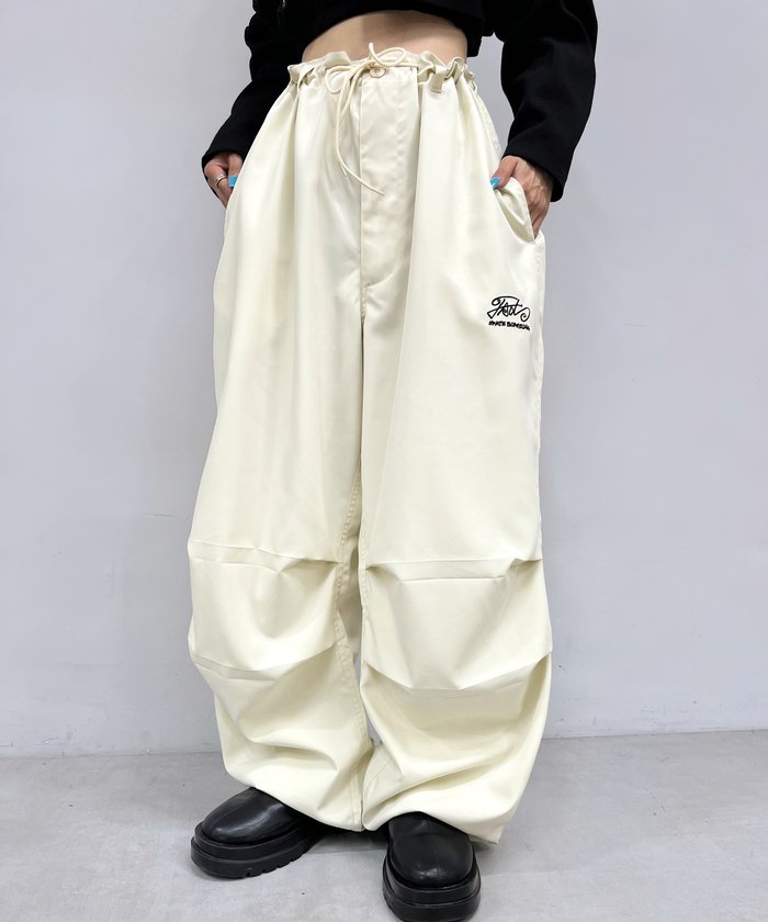 【WHO'S WHO gallery】COOPERパラシュートワイドパンツ COOPERパラシュートワイドパンツ | WHO'S WHO gallery
