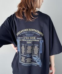 Classical Elf/《Javaジャバコラボ》バック刺繍で抜かりなくキマる。綿100％レシピ刺繍ビッグTシャツ/506052920