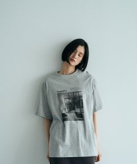 marjour/MONOCHROME PHOTO PRINT TEE/506080971