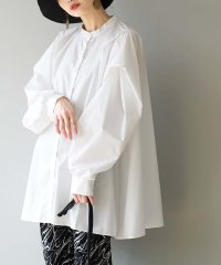 e-zakkamaniastores/ショルダータック ドレープ シャツブラウス/506080984