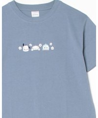 Sanrio characters/【Sanrio/サンリオ】天竺クルーネック半袖ワンポイント刺繍Ｔシャツ ポチャッコ・シナモンロール・ハンギョドン/506066174