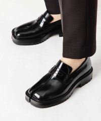 MAISON MARGIELA/メゾン マルジェラ MAISON MARGIELA S58WR0110 P3827 ローファー TABI COUNTY LOAFER レディース シューズ モカ/506082655