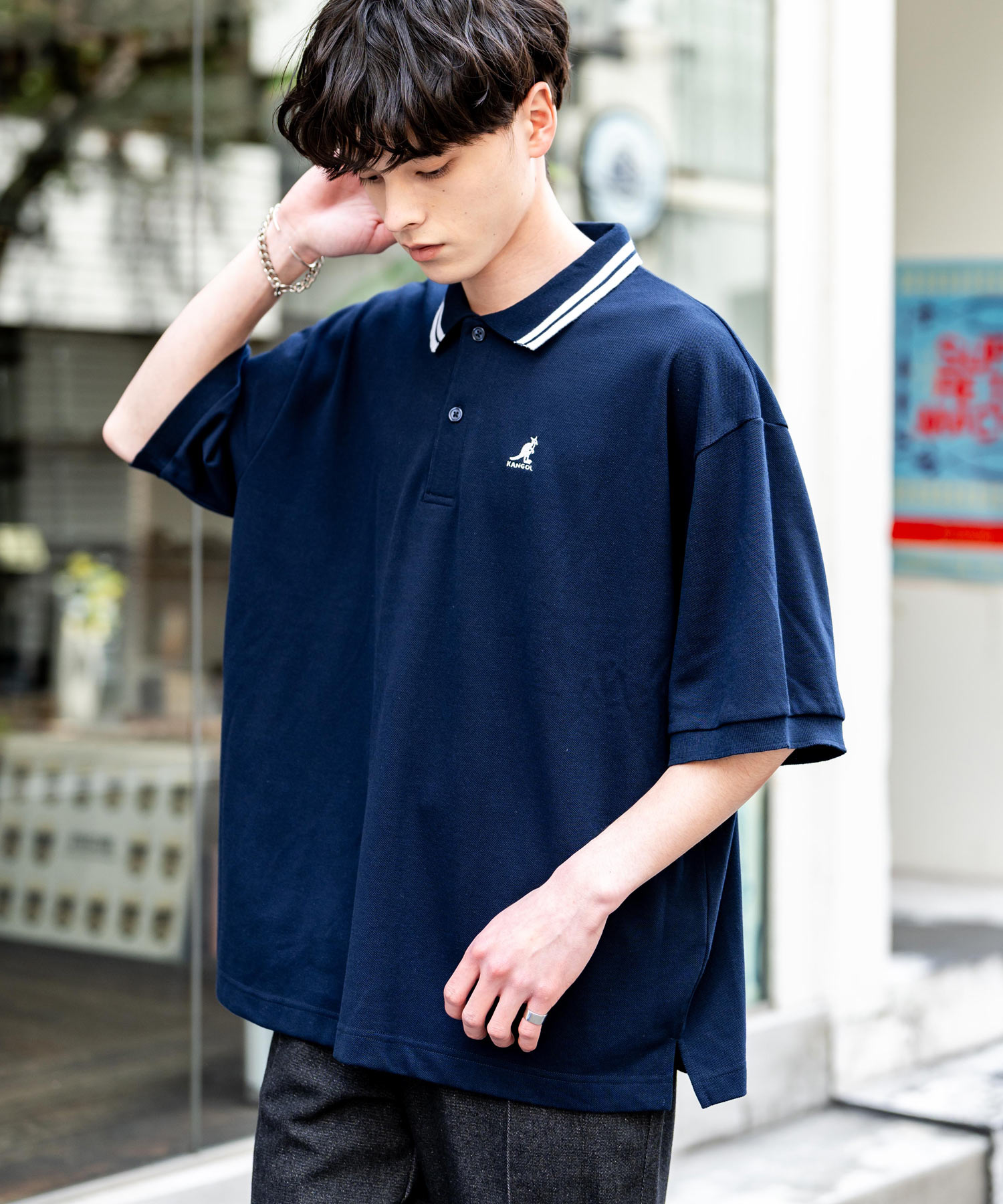 パーリーゲイツ PEARLYGATES 長袖ポロシャツ ネイビー サイズ2（L） 美品】パーリーゲイツ 長袖ポロシャツ ネイビー×白 袖2ライン