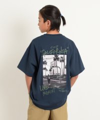 GLAZOS/【防汚加工】リゾートバックプリント半袖Tシャツ/506098800