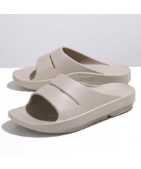 OOFOS/ウーフォス OOFOS OOFOS リカバリーサンダル OOAHH 1100/506100386