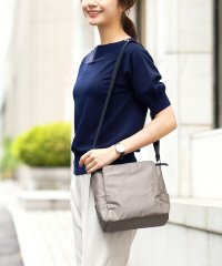 MK MICHEL KLEIN BAG/多機能ポケットショルダーバッグ/506104022