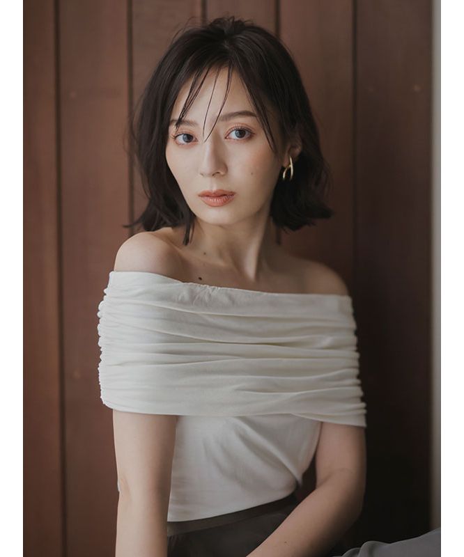 オフショルカットギャザートップス（Tシャツ/カットソー