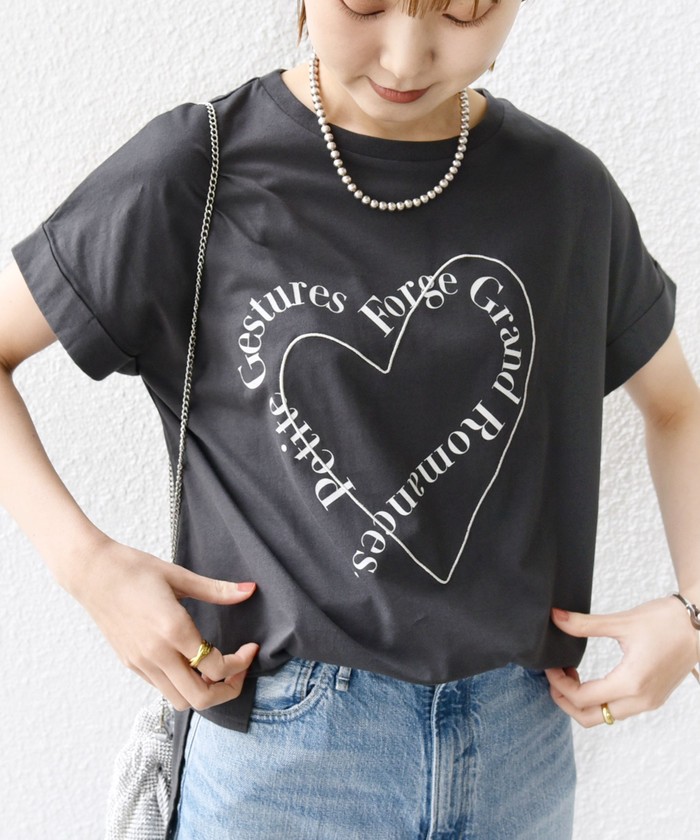WEB限定】〈手洗い可能〉バリエーション ロゴ 刺繍 プリントTEE