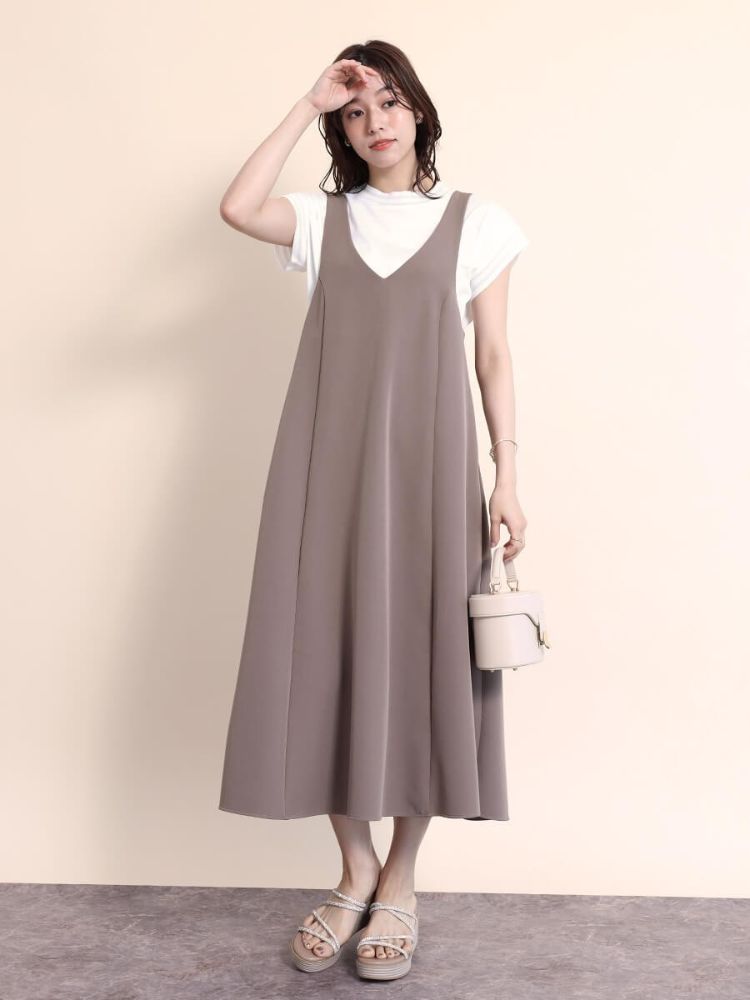 セール 59%OFF】フェンネル FENNEL VネックAラインワンピース