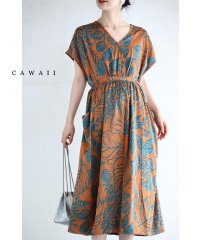 CAWAII/カワイイ CAWAII ウエストギャザーの艶リーフ柄ミディアムワンピース/506149771
