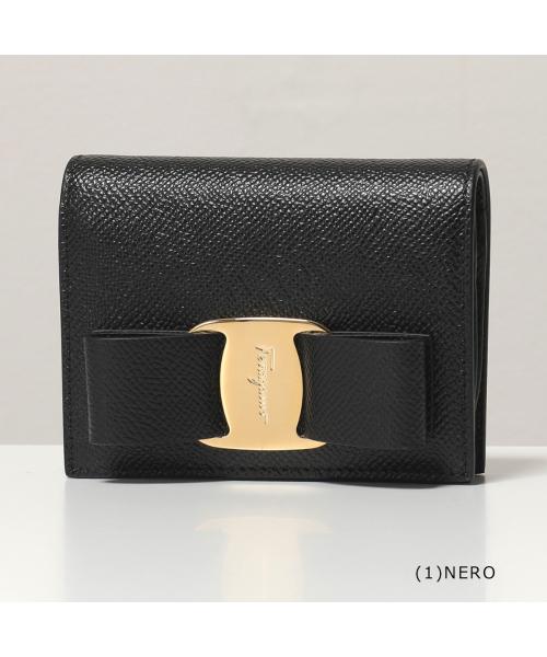 セール】SALVATORE FERRAGAMO 二つ折り財布 22 D515 ヴィラ セール】SALVATORE FERRAGAMO 二つ折り財布 22 D515 ヴィラ