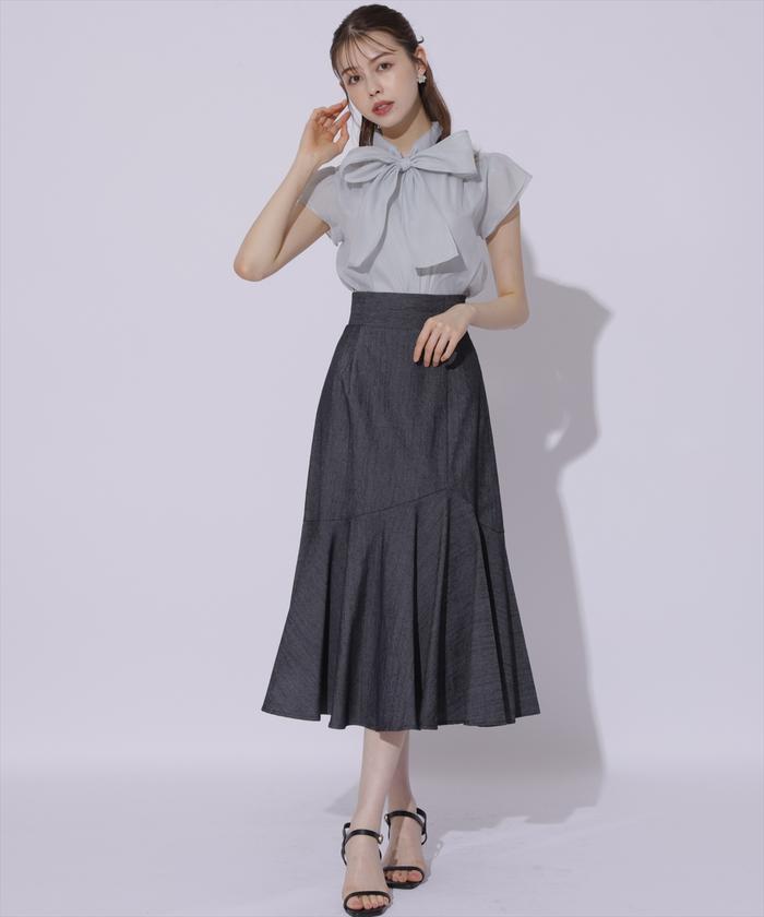 plume skirt/white | maison de Dolce.