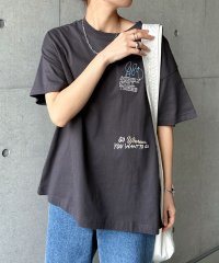 and　Me.../アンドミー andme ランダム ロゴ 刺繍入り 半袖 Tシャツ/506270992