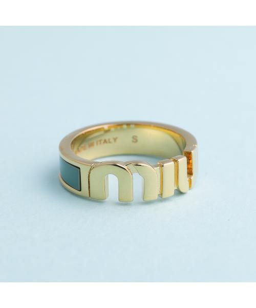 MIUMIU リング 5JA119 2F6T エナメルメタル ロゴ (506278196 MIUMIU リング 5JA119 2F6T エナメルメタル ロゴ (506278196