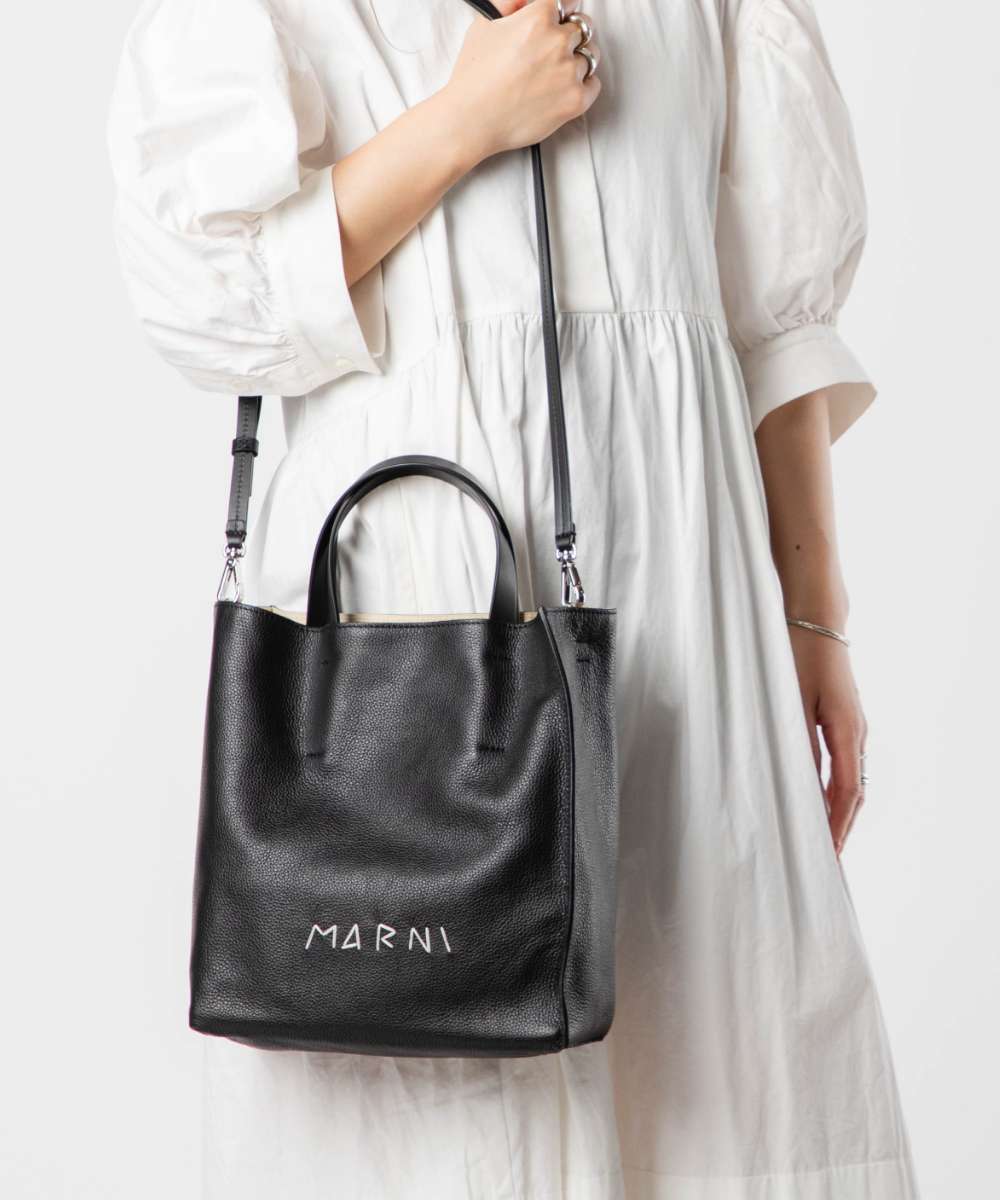 マルニ MARNI SHMP0018L3 P6533 トートバッグ MUSEO SOFT SMALL