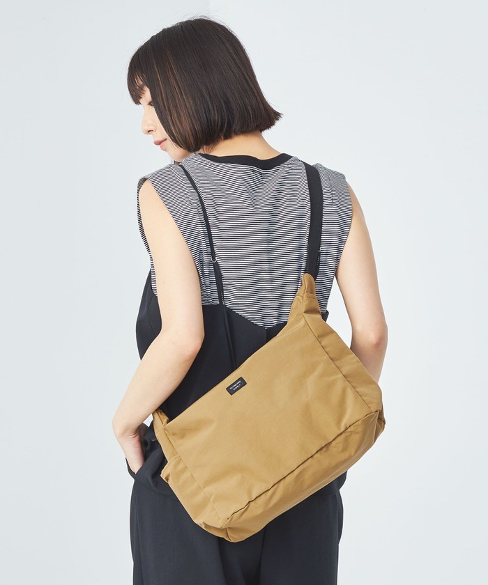 506239 グリーンレーベルリラクシング　GLR レザー ショルダーバッグ green label relaxing ショルダーバッグ GLR レザー ファンク