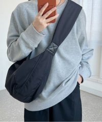 REBALANCE/リバランス REBALANCE 斜めがけショルダーバッグ 幅広ショルダーひも 幅広ショルダーベルト  ホーボーバッグ /506241726