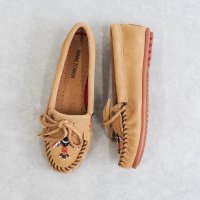 MINNETONKA/ミネトンカ MINNETONKA 刺繍モカシン thunderbird－607tb－tp/506549431