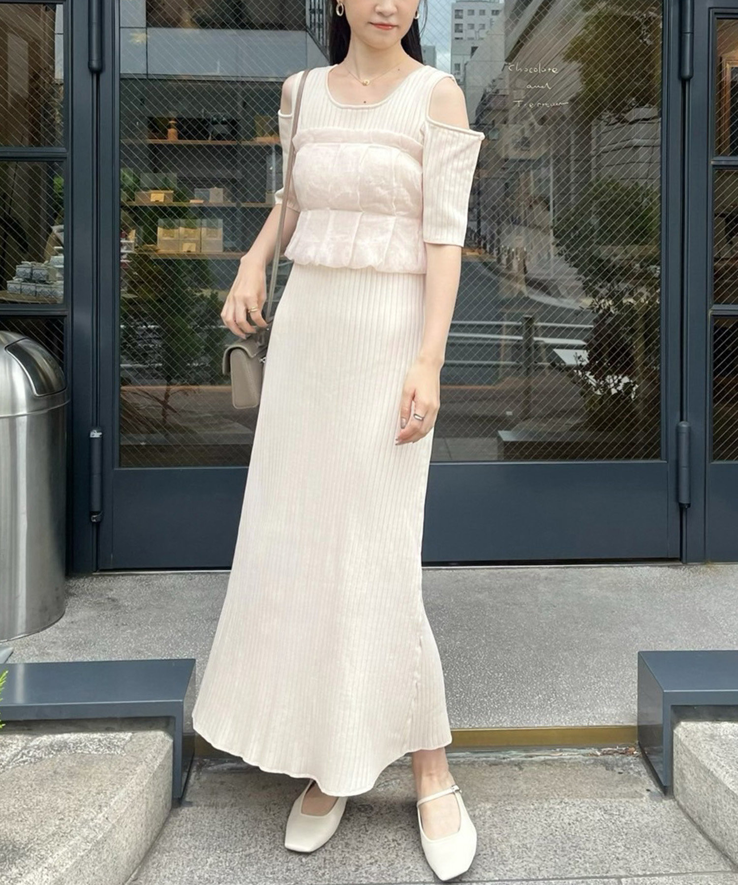 完売品　Dolce. VERYコラボ フーディーフリルベスト ネイビー セール】【小柄さん向け】ビッグフリルカラーマーメイドドレス
