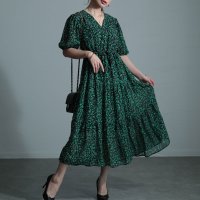 Sawa a la mode/サワアラモード Sawa a la mode レディ感高まるボタニカル風ティアードワンピース/506595425