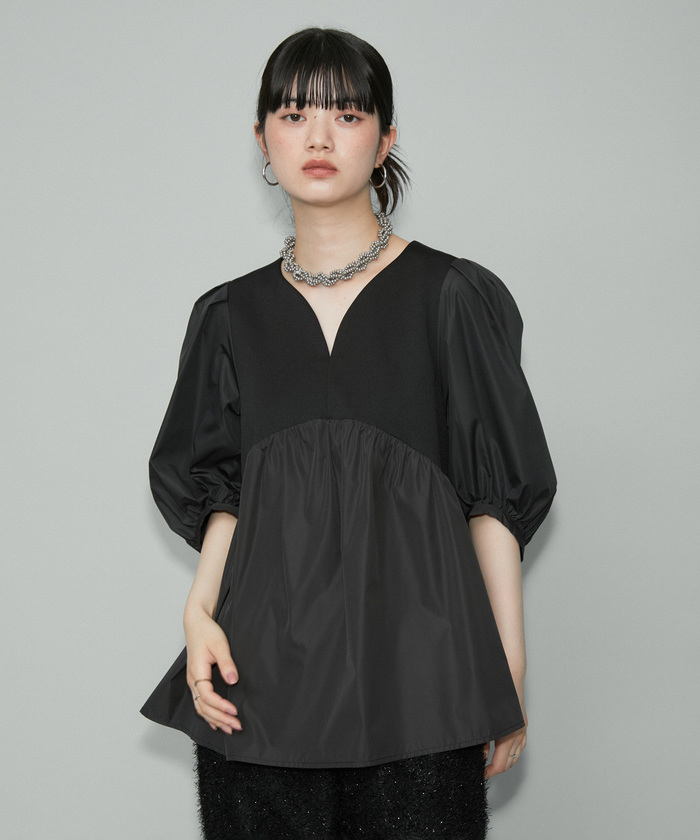 最も完璧な クーポン】【WEB限定・オケージョン】ハートネックパフスリーブ トップス
