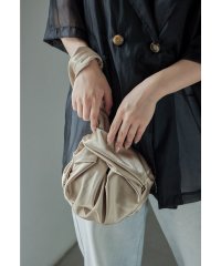 niana/ニアナ niana コロンフォルムバッグ パーティーバッグ 結婚式 二次会 お呼ばれ フォーマル オケージョン/506623593