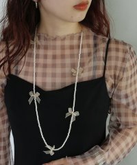 colleca la/コレカラ colleca la リボン付きロングパールネックレス/506656325