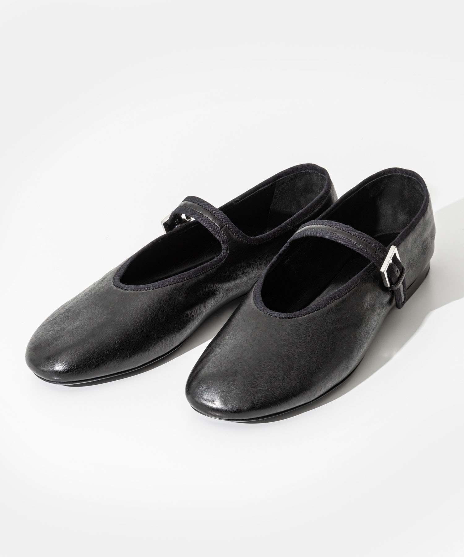 THEROWザロウ レザー バレエシューズ フラットシューズブラック THEROWザロウ レザー バレエシューズ フラットシューズブラック