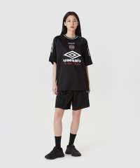 umbro/【KOREA COLLECTION】HBL OG SIDE TAPE CREWーNECK SHORT SLEEVE SHIRT/506674125