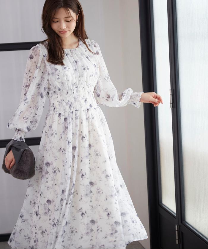 セール 50%OFF】花柄シャーリングワンピース(506678147