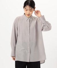 COMME CA ISM /ポリエステルスパンブロード 後ろタック ロングシャツ/506638942
