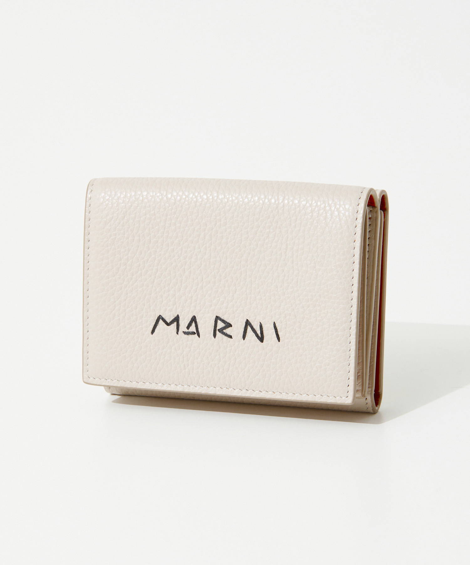 MARNI 三つ折り財布 PFMO0105U1 P6533 楽天市場】マルニ 三つ折り財布 ブラック レディース MARNI