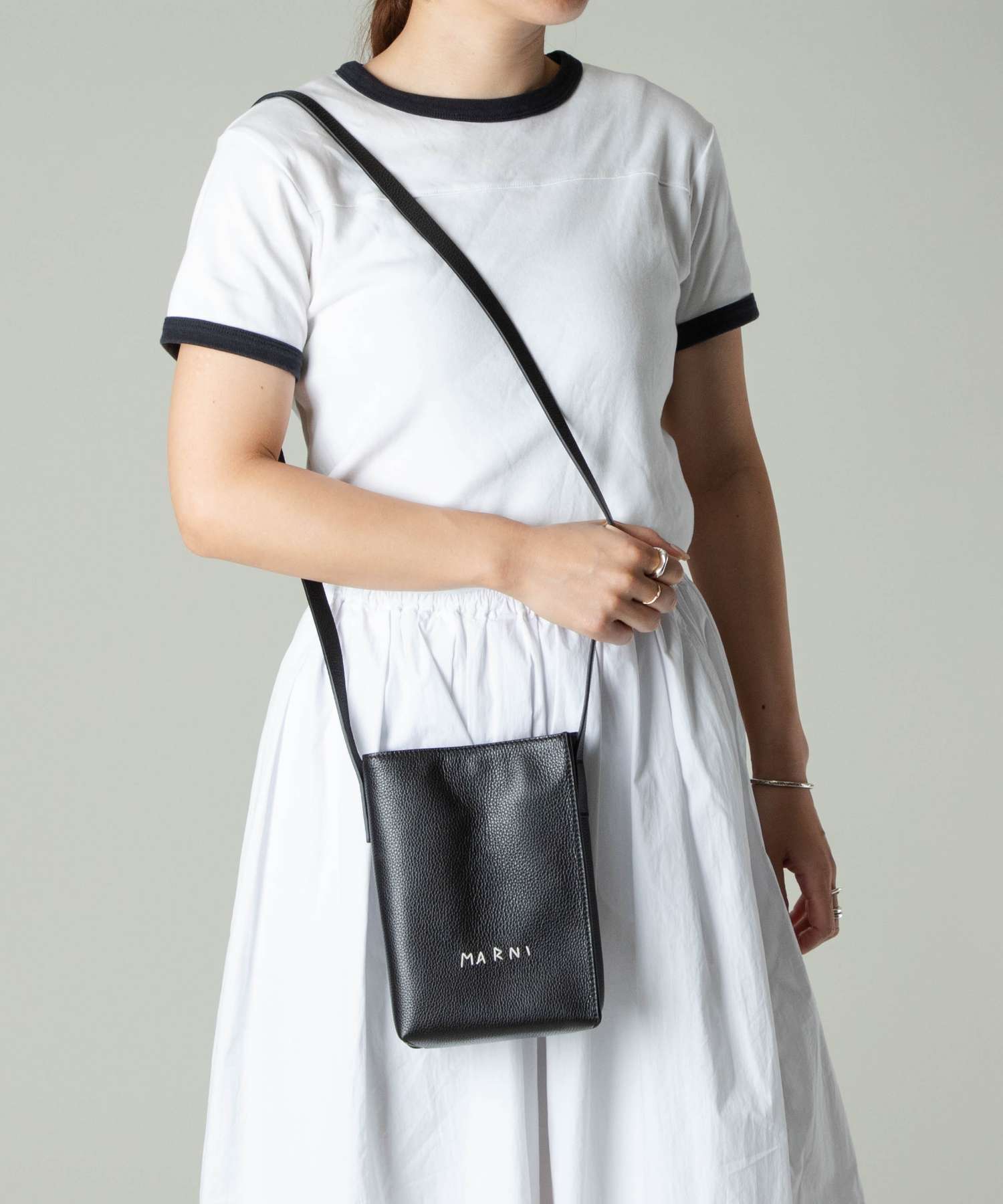 マルニ MARNI SBMP0084U3 P6533 ショルダーバッグ MUSEO MENDING マルニ MARNI SBMP0084U3 P6533 ショルダーバッグ MUSEO MENDING
